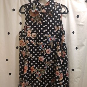 Polkadot swing top